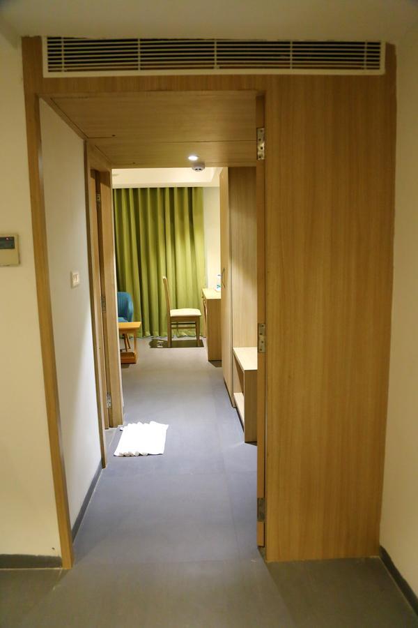 Abhayaa Hotel Visakhapatnam Extérieur photo