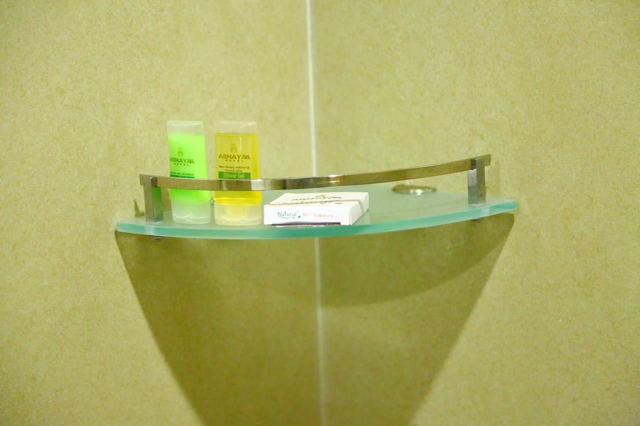 Abhayaa Hotel Visakhapatnam Extérieur photo
