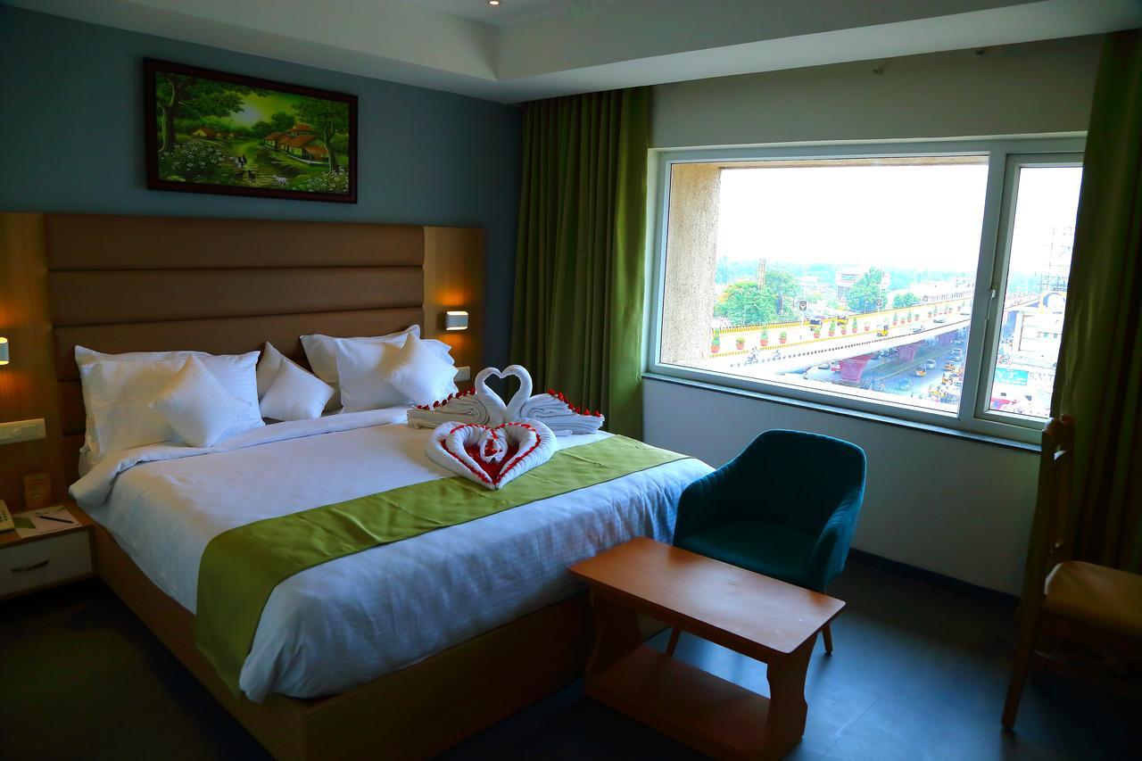 Abhayaa Hotel Visakhapatnam Extérieur photo