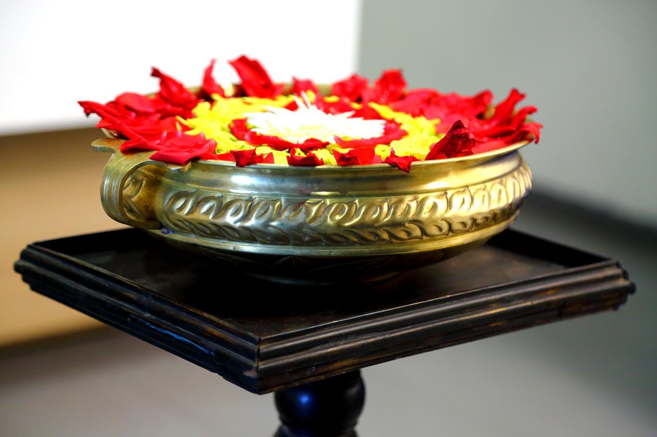Abhayaa Hotel Visakhapatnam Extérieur photo